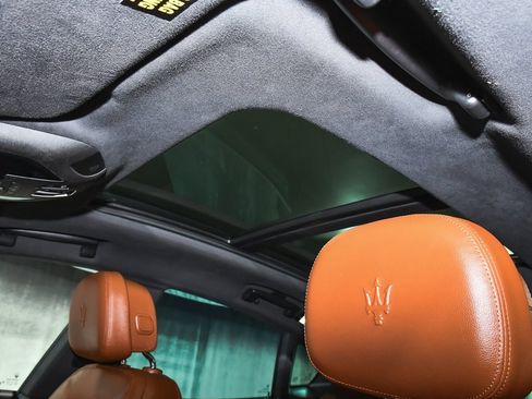 Used 2021 Maserati Levante image 46