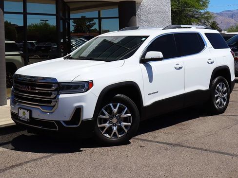 Used 2020 GMC Acadia SLT w/ LPO, Cargo Package FWD image 2
