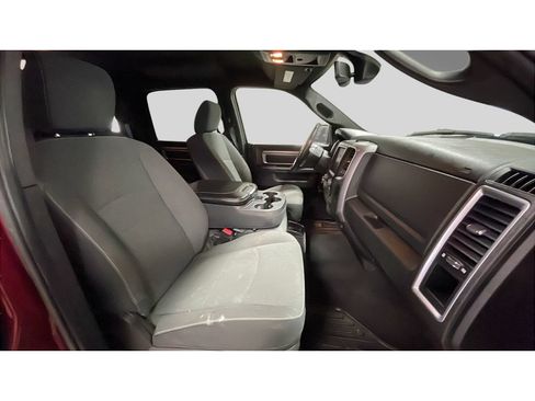 Used 2022 RAM 1500 Warlock AWD/4WD image 17