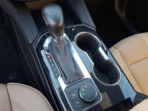 Used 2022 Chevrolet Blazer Premier image 11