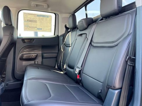 New 2025 Ford Maverick Lariat w/ Black Appearance Package image 19