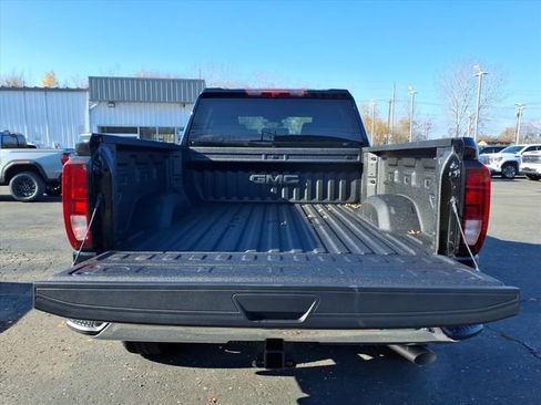 New 2026 GMC Sierra 3500 SLE w/ SLE Value Package image 19