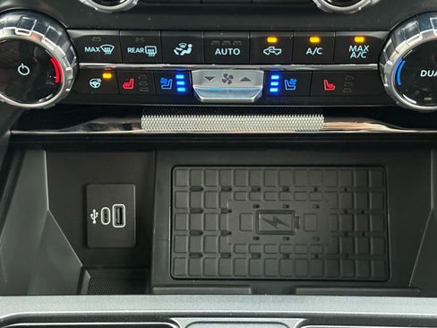 Used 2025 Ford F150 Lariat w/ Equipment Group 501A Mid image 24