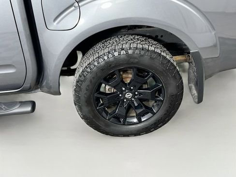 Used 2021 Nissan Frontier SV image 24