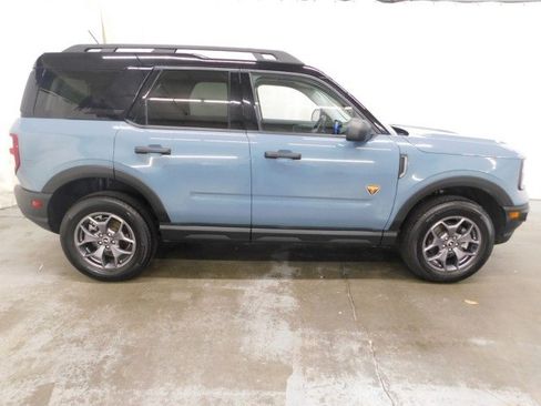 Used 2022 Ford Bronco Sport Badlands image 2