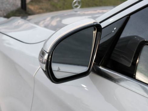 Used 2019 Mercedes-Benz S 560 4MATIC Sedan image 48