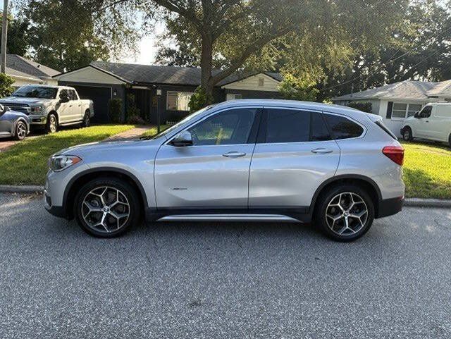 Used 2018 BMW X1 xDrive28i AWD/4WD image 3