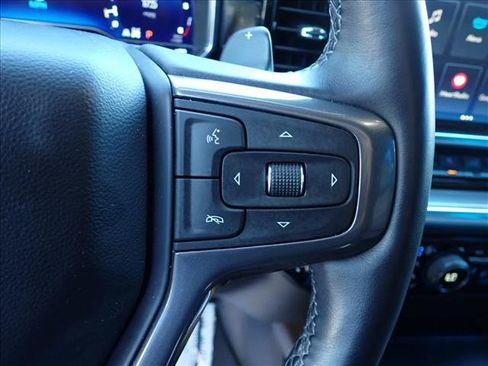 Used 2025 Chevrolet Silverado 1500 High Country AWD/4WD image 16