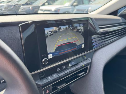 Used 2025 Toyota Camry LE image 21