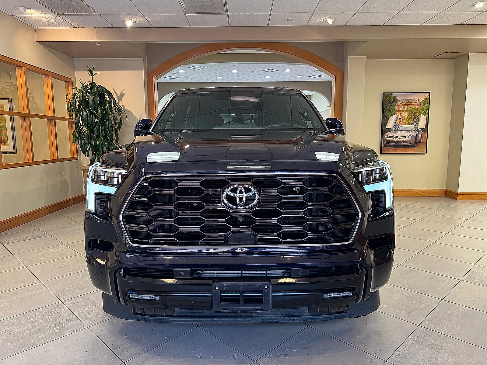 Used 2023 Toyota Sequoia Platinum AWD/4WD image 3