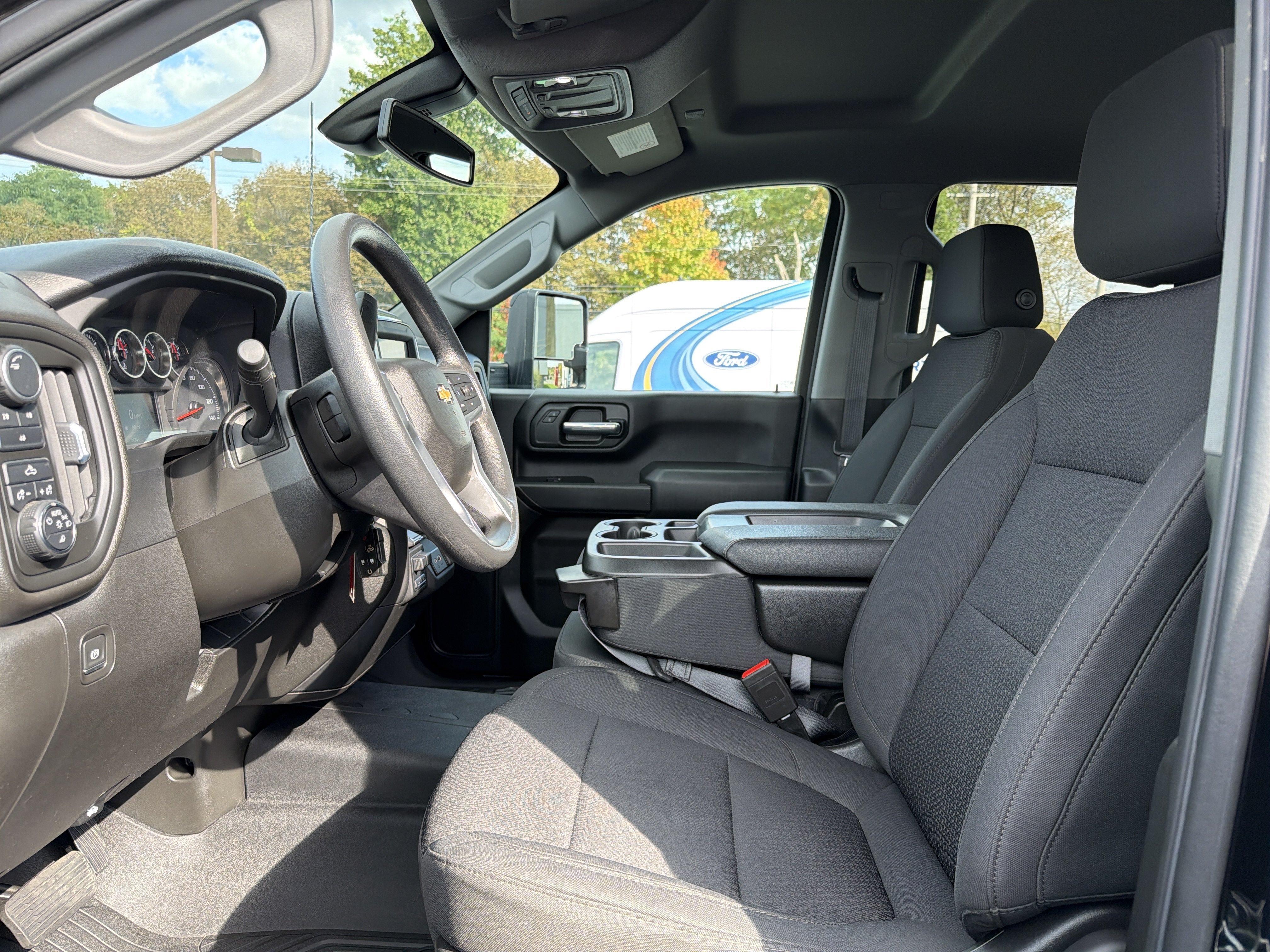 Used 2022 Chevrolet Silverado 2500 Custom w/ Custom Value Package AWD/4WD image 18