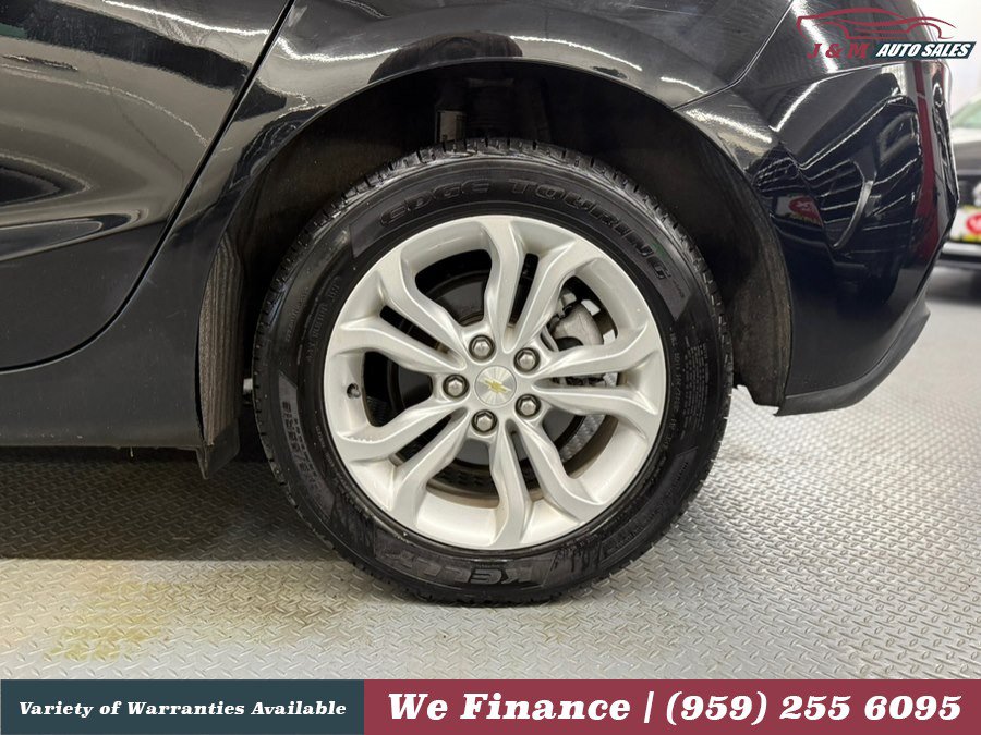 Used 2019 Chevrolet Cruze LS w/ LS Convenience Package FWD image 13