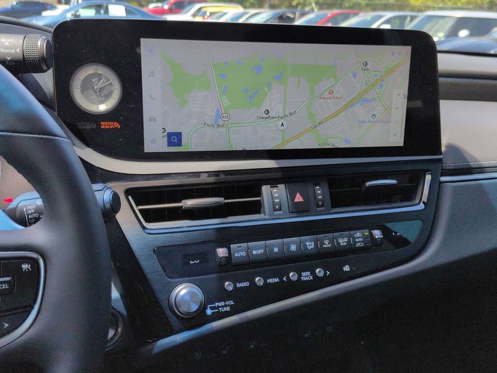 Used 2024 Lexus ES 350 w/ Premium Package FWD image 30