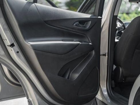 Used 2018 Chevrolet Equinox LT w/ Sun & Infotainment Package image 35