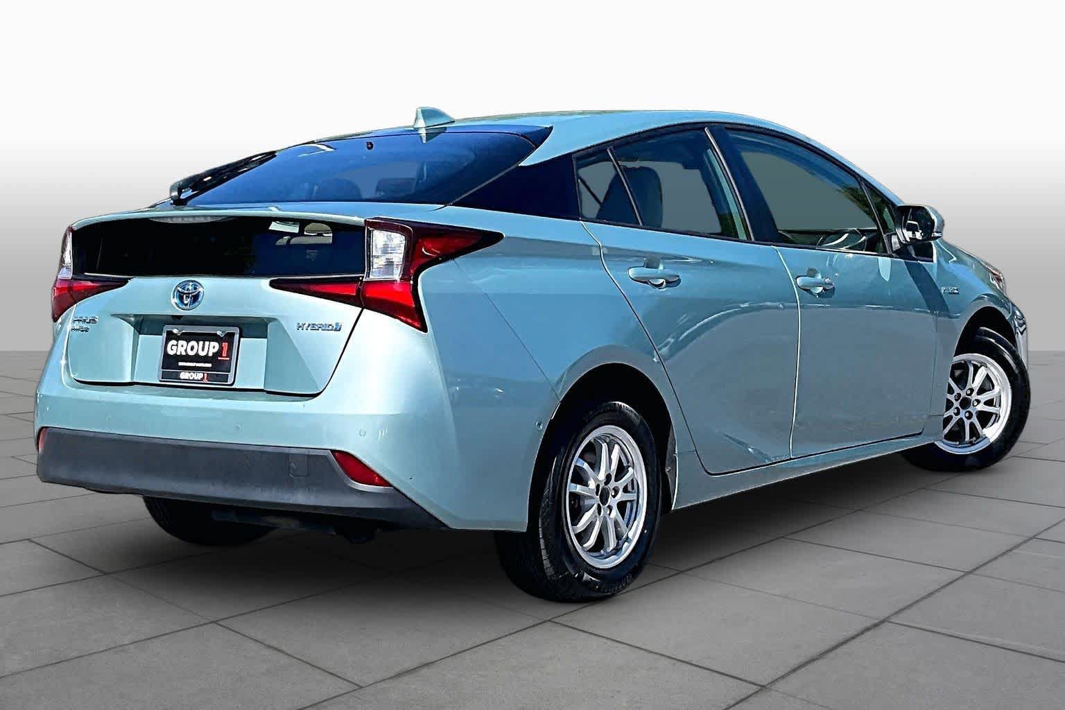 Used 2021 Toyota Prius LE w/ Carpet Mat Package (TMS) AWD/4WD image 12