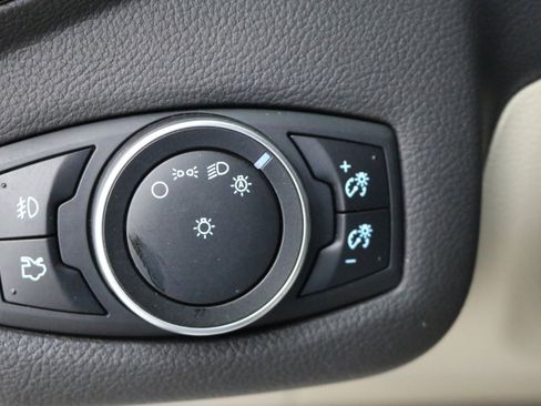 Used 2016 Ford Escape Titanium image 15