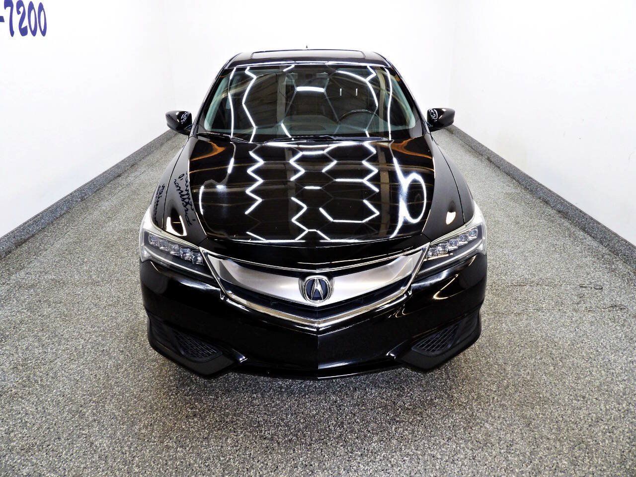 Used 2016 Acura ILX FWD image 2