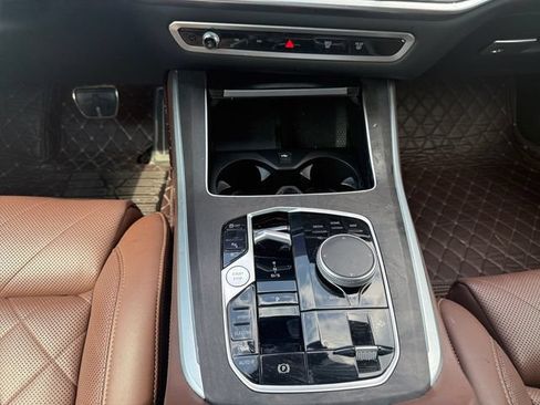 Used 2024 BMW X5 xDrive50e w/ M Sport Package AWD/4WD image 10