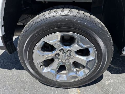 Used 2019 RAM 1500 Big Horn RWD image 39