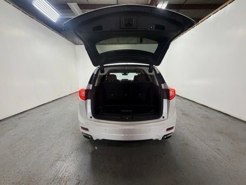 Used 2025 Acura RDX SH-AWD w/ Advance Package image 8