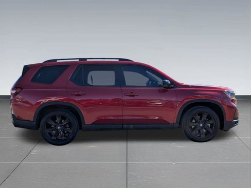 Certified 2025 Honda Pilot Black Edition image 7