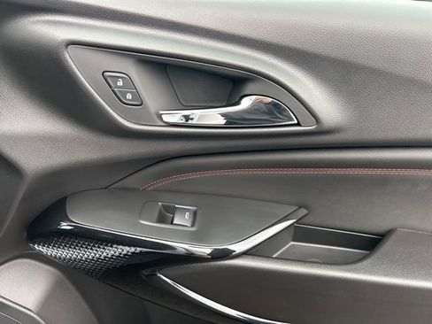 New 2026 Chevrolet Trax RS w/ Sunroof Package image 18