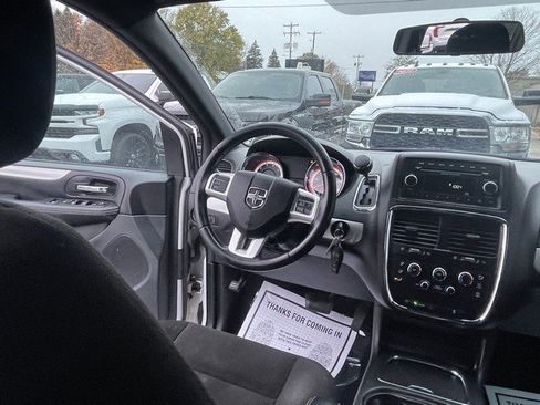 Used 2015 Dodge Grand Caravan SXT w/ Blacktop Package image 24