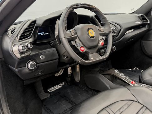 Used 2018 Ferrari 488 Spider RWD image 13