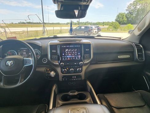 Used 2022 RAM 1500 Laramie AWD/4WD image 21