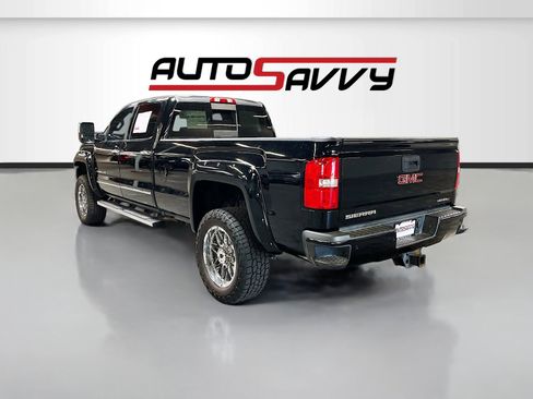Used 2016 GMC Sierra 3500 Denali w/ Suspension Package, Off-Road AWD/4WD image 5