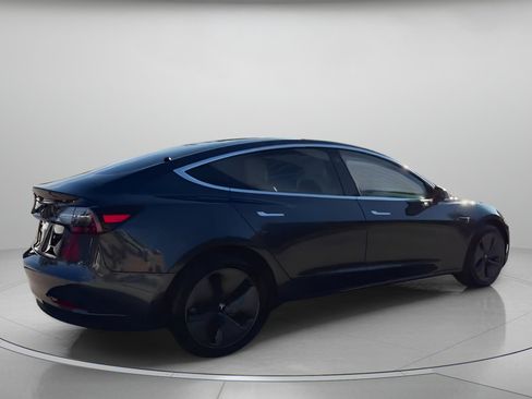 Used 2018 Tesla Model 3 Long Range image 29