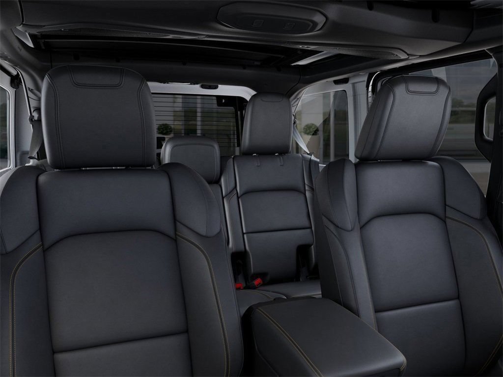 New 2026 Jeep Wrangler Unlimited Sahara AWD/4WD image 27