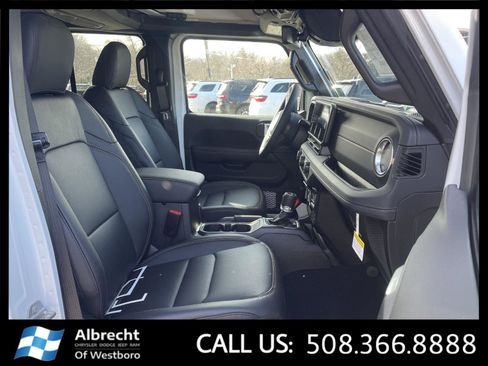 New 2026 Jeep Gladiator Sport image 16