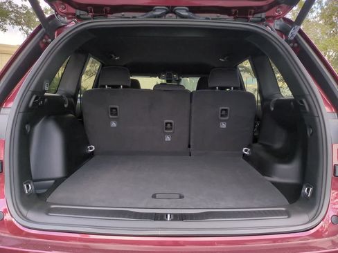 New 2025 Jeep Grand Cherokee Laredo w/ Luxury Tech Group I RWD image 34