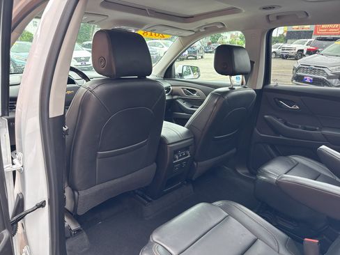 Used 2018 Chevrolet Traverse LT AWD/4WD image 25