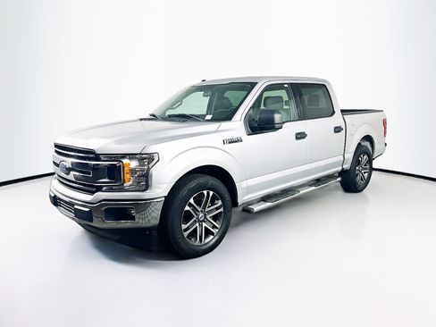 Used 2018 Ford F150 XLT image 3