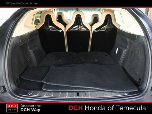 Used 2016 Tesla Model X P90D image 9
