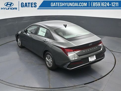 New 2026 Hyundai Elantra SE FWD image 49