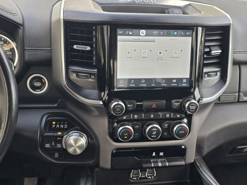 Used 2024 RAM 1500 Laramie image 16