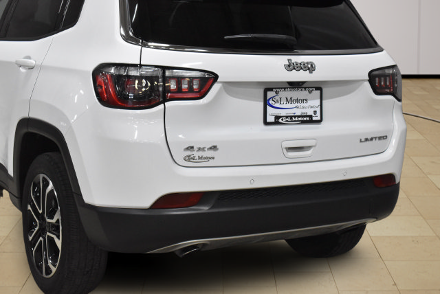 Certified 2023 Jeep Compass Limited AWD/4WD image 7