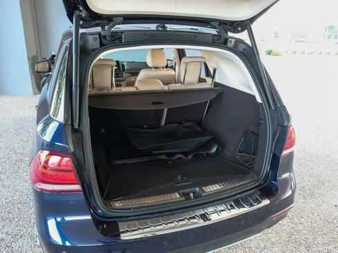 Used 2017 Mercedes-Benz GLE 43 AMG 4MATIC w/ Premium 2 Package image 61