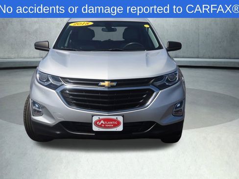 Used 2018 Chevrolet Equinox LS FWD image 2
