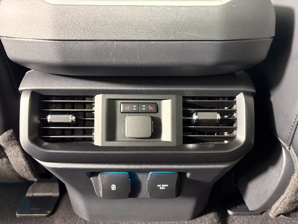 Used 2025 Ford F150 Raptor AWD/4WD image 30