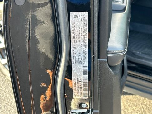 Used 2024 Jeep Grand Cherokee Limited RWD image 14