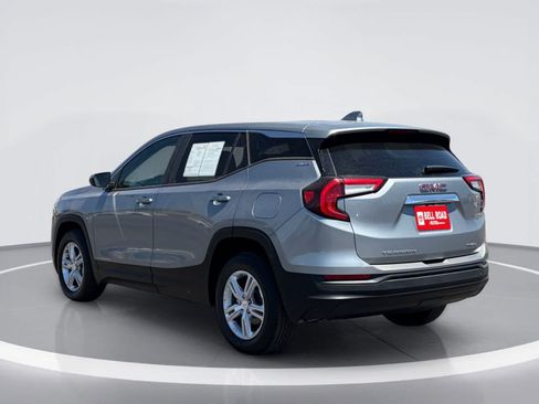 Used 2024 GMC Terrain SLE AWD/4WD image 5
