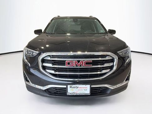 Certified 2021 GMC Terrain SLT image 2