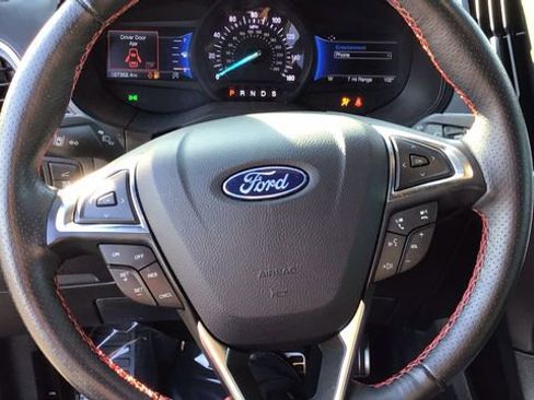 Certified 2024 Ford Edge ST-Line image 20