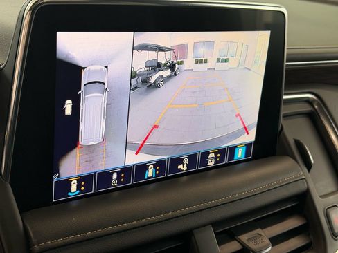 Used 2021 Chevrolet Tahoe Premier w/ Premium Package RWD image 25