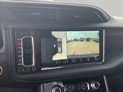 Used 2024 GMC Yukon Denali Ultimate AWD/4WD image 23