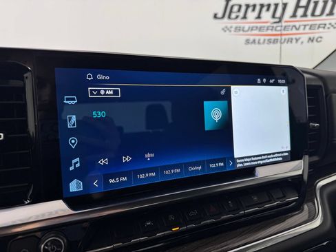 Used 2022 Chevrolet Silverado 1500 LT AWD/4WD image 23